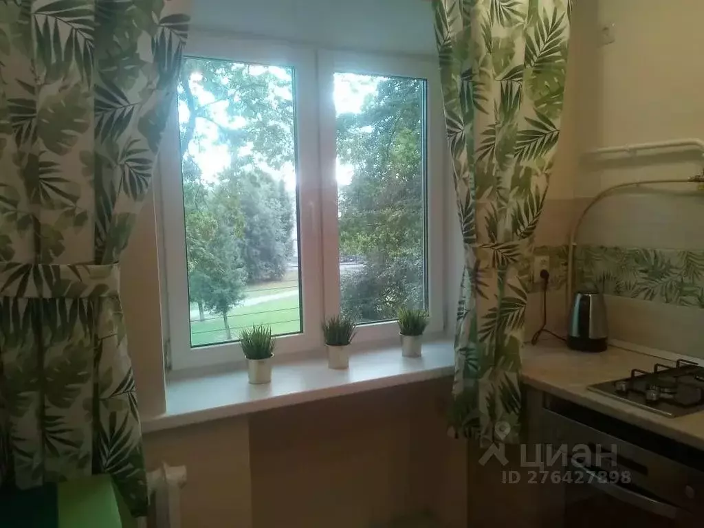 2-к кв. Псковская область, Псков ул. Волкова, 1 (42.0 м) - Фото 1