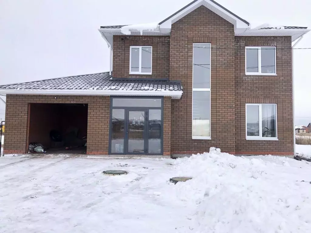 Дом в Татарстан, Лаишевский район, с. Сокуры ул. Яркая, 15 (220 м) - Фото 2