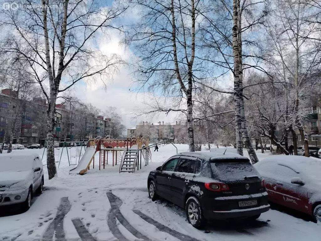 2-комнатная квартира: Междуреченск, улица Юности, 14 (47.8 м) - Фото 2