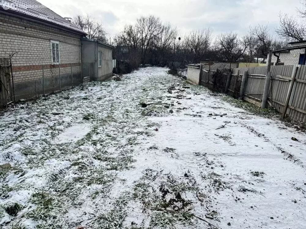 Участок в Зеленокумск, улица Дзержинского (6.11 м) - Фото 1