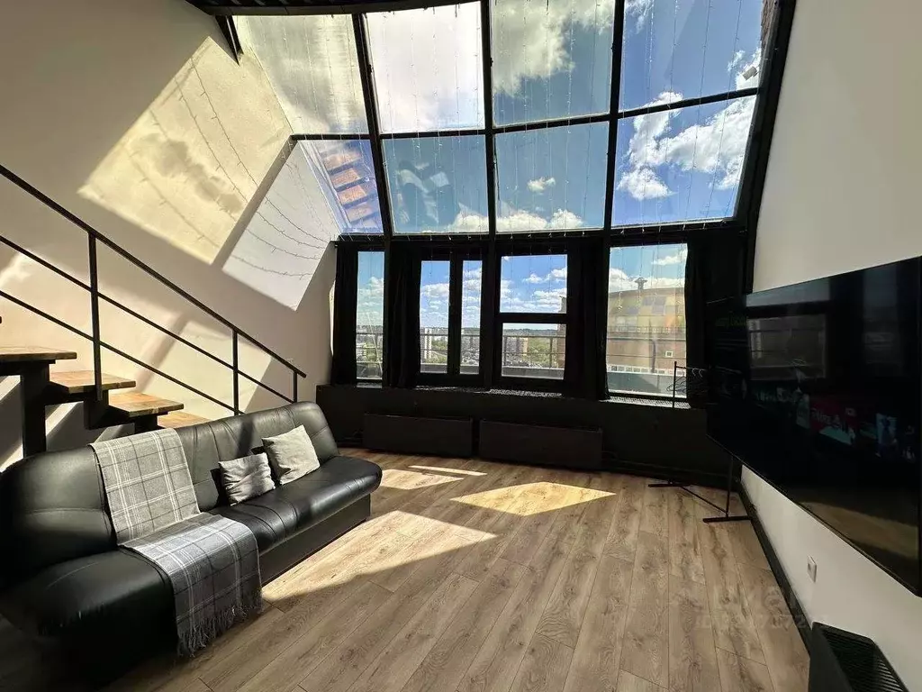 1-к кв. Самарская область, Тольятти Ленинский просп., 1В (50.0 м) - Фото 1