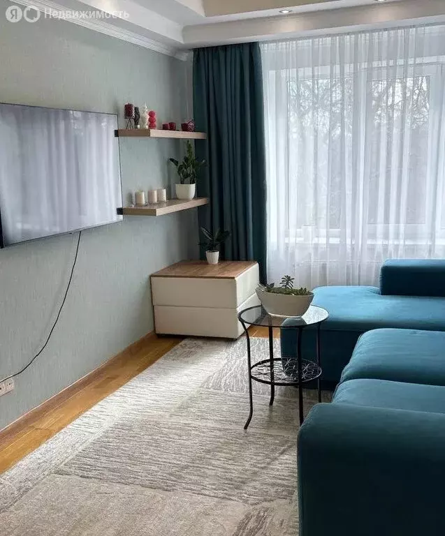 3-комнатная квартира: Симферополь, Кечкеметская улица, 87 (63.3 м) - Фото 2