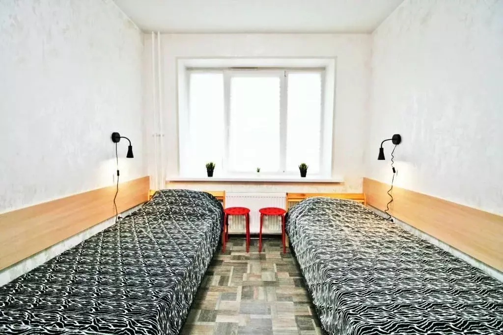 2-к кв. Ленинградская область, Кириши Восточная ул., 6 (545.0 м) - Фото 0