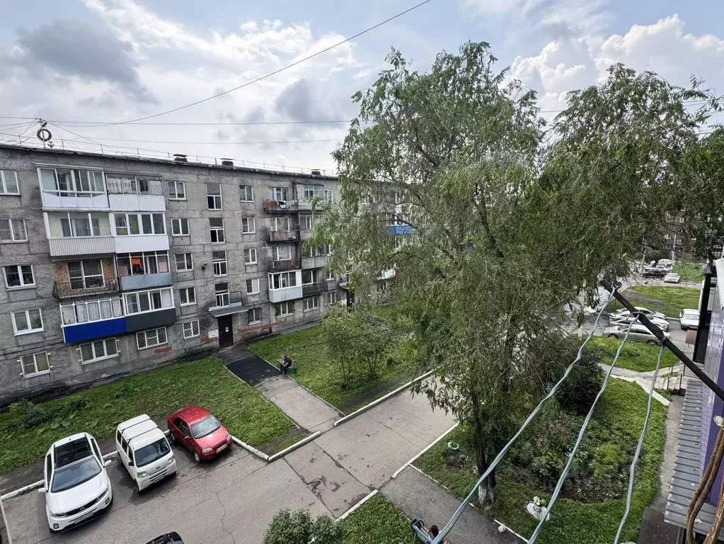 2-к кв. Кемеровская область, Новокузнецк ул. Обнорского, 22 (41.1 м) - Фото 1