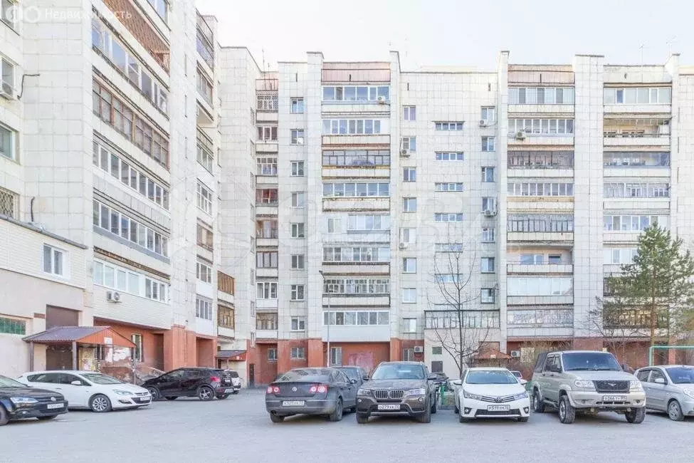 2-комнатная квартира: Тюмень, улица Малыгина, 5 (46.6 м) - Фото 0