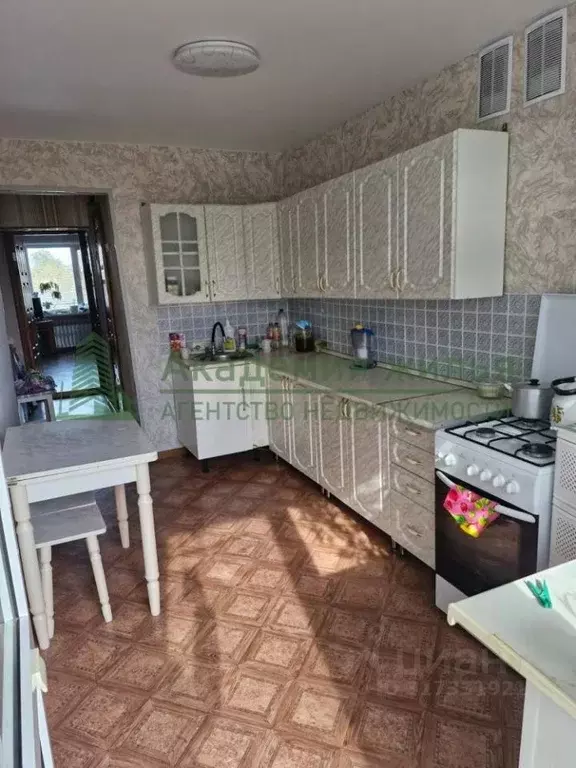 2-к кв. Саратовская область, Татищево рп ул. Школьная, 18А (47.0 м) - Фото 1