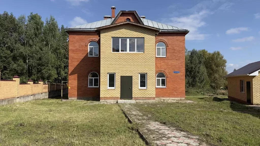 Дом в Татарстан, Казань ул. Гали Динмухаметова, 5 (295 м) - Фото 1