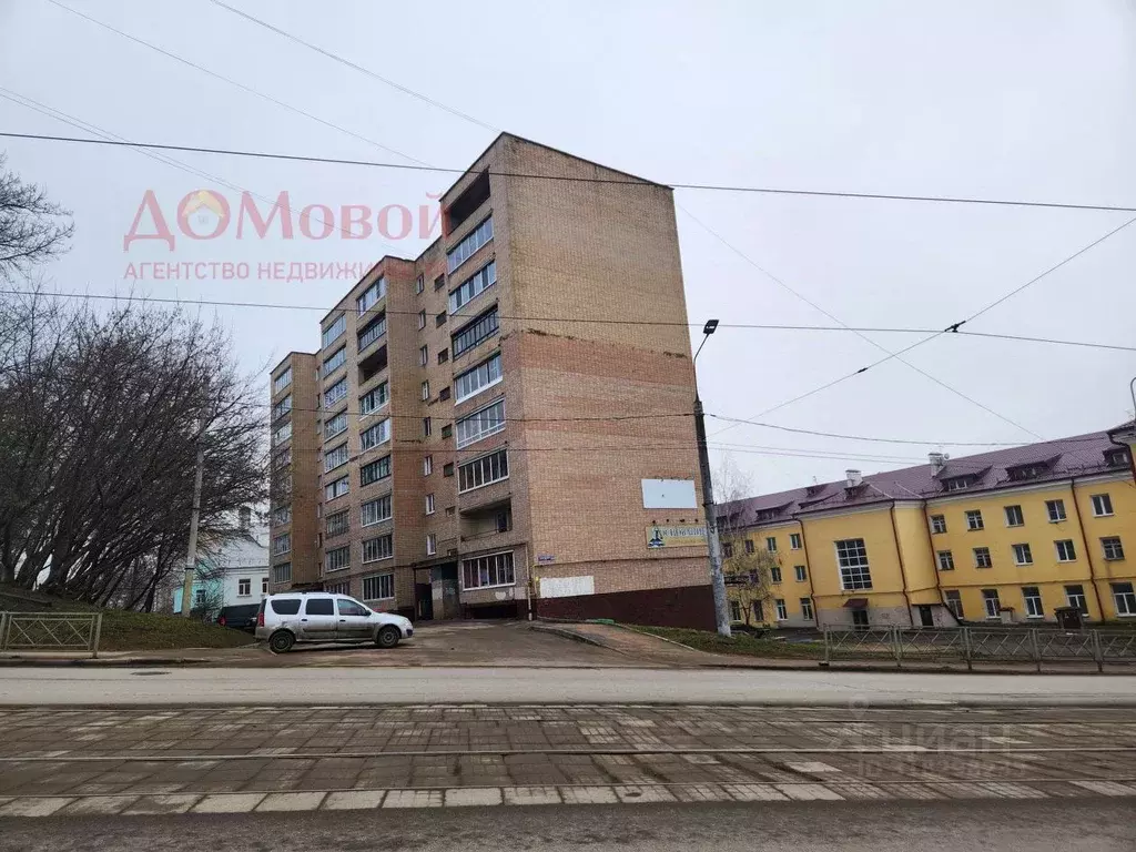 3-к кв. Смоленская область, Смоленск ул. 12 лет Октября, 2А (70.0 м) - Фото 0