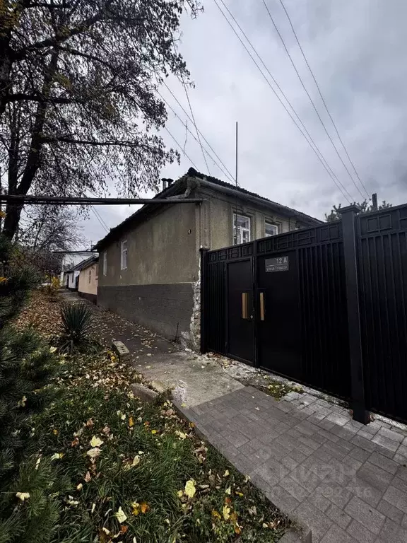 Дом в Ставропольский край, Кисловодск ул. Гайдара, 12 (100 м) - Фото 1