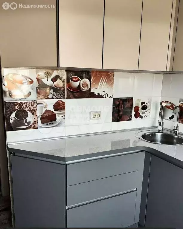 2-комнатная квартира: Омск, улица Авиагородок, 11 (39.5 м) - Фото 2