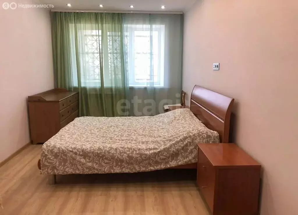 1-комнатная квартира: Тюмень, улица Олега Антонова, 2 (37 м) - Фото 1