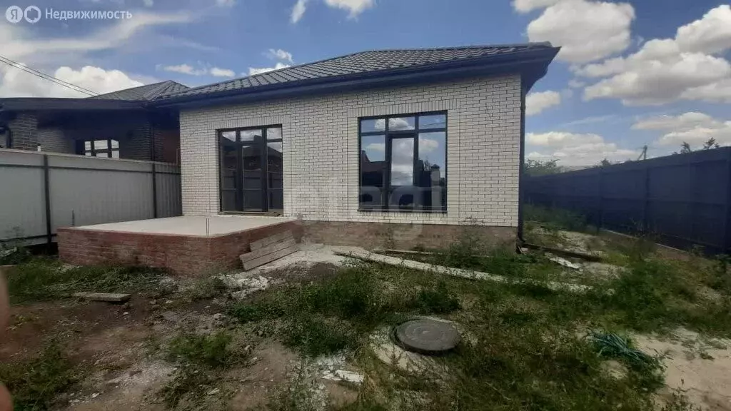 Дом в Таганрог, Рябиновая улица (101 м) - Фото 0