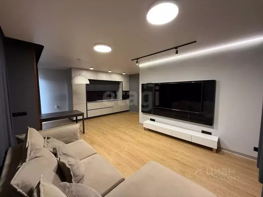 3-к кв. Калининградская область, Калининград ул. Генерала Толстикова, ... - Фото 0