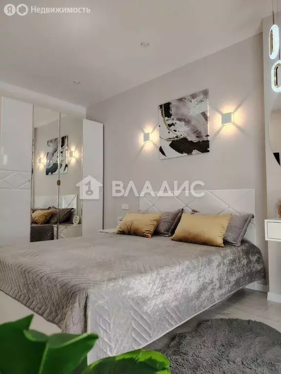 3-комнатная квартира: Калининград, Батальная улица, 104 (69.8 м) - Фото 1