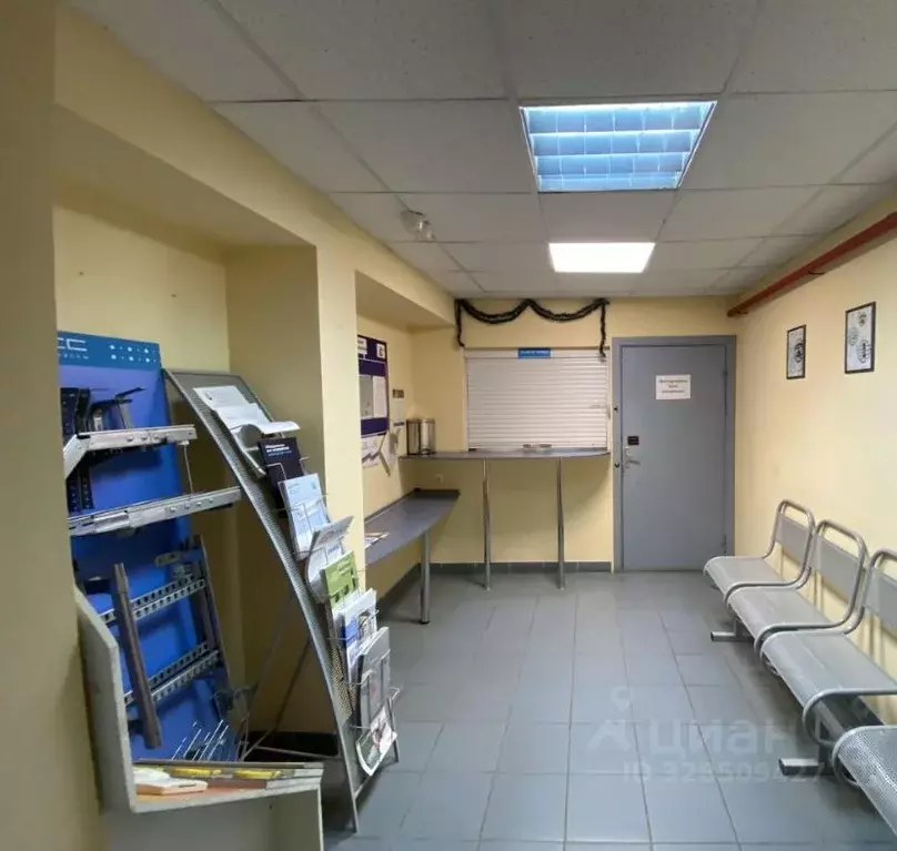 Помещение свободного назначения в Омская область, Омск просп. Карла ... - Фото 2