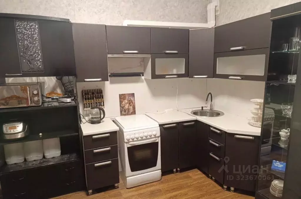 3-к кв. Ханты-Мансийский АО, Нефтеюганск 11В мкр, 11 (80.0 м) - Фото 1