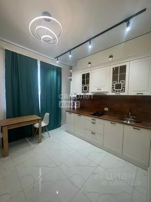 1-к кв. Кабардино-Балкария, Нальчик ул. Солнечная, 12к1 (35.0 м) - Фото 1