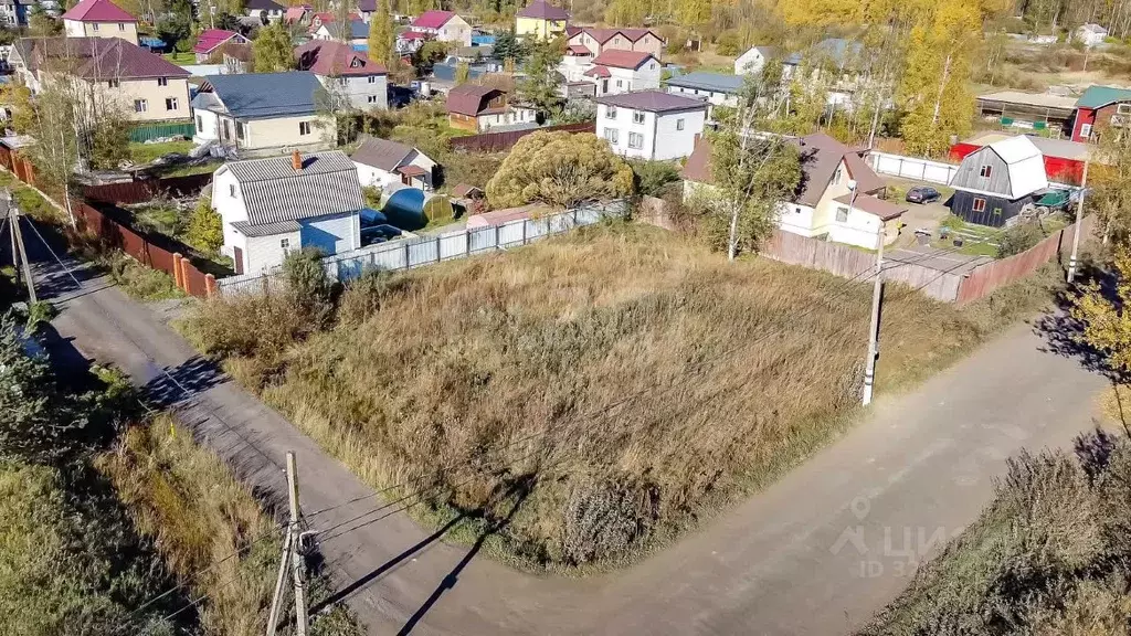 Участок в Ленинградская область, Ломоносовский район, Виллозское ... - Фото 1