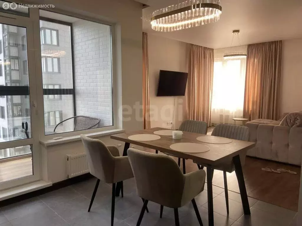 2-комнатная квартира: Одинцово, улица Маршала Бирюзова, 7к1 (57 м) - Фото 1