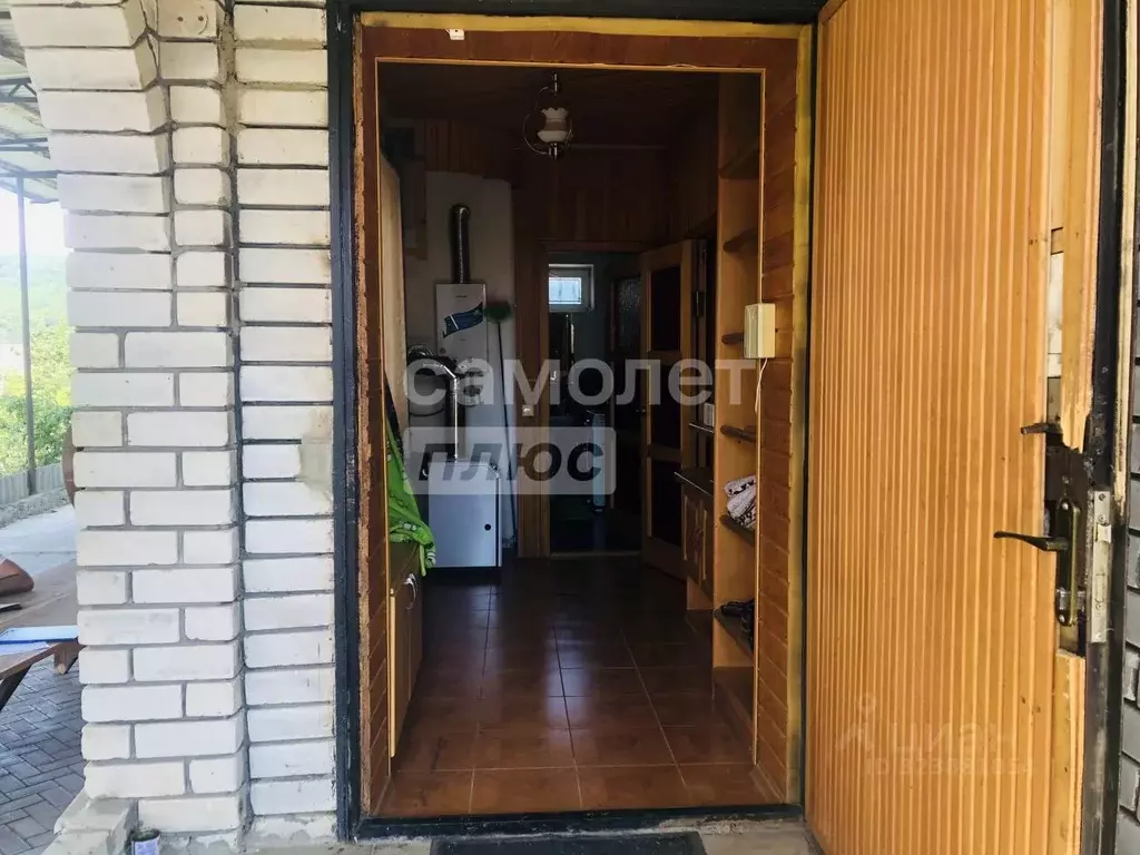 Дом в Краснодарский край, Апшеронск ул. Мищенко (80 м) - Фото 2