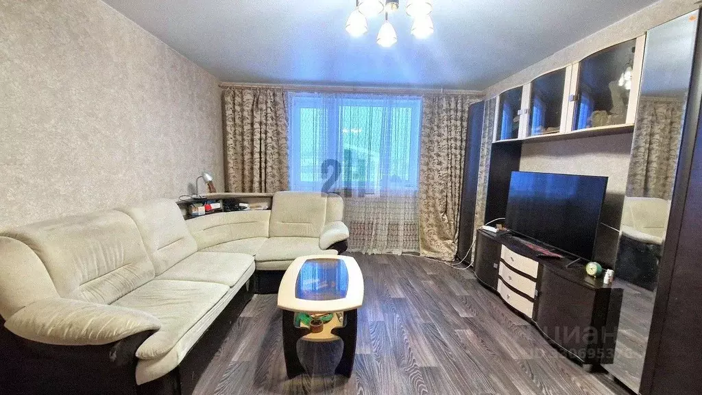 1-к кв. Свердловская область, Дегтярск Озерная ул., 12Б (39.8 м) - Фото 1