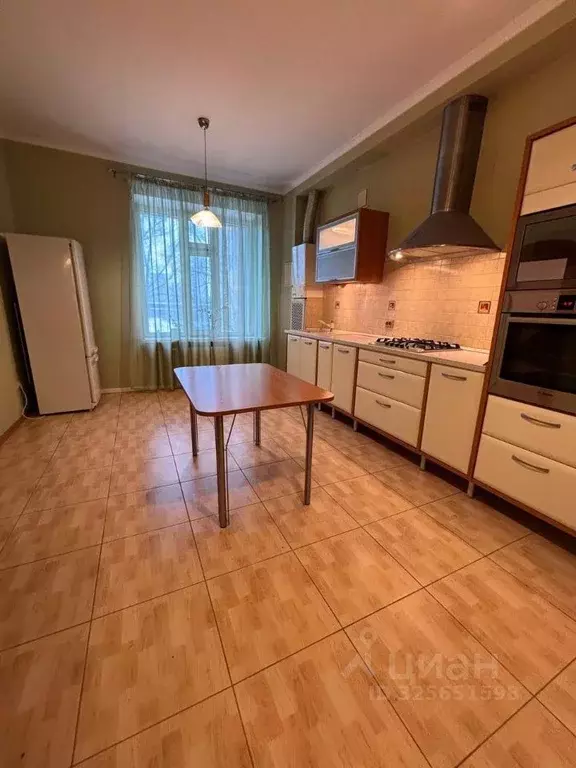 1-к кв. Татарстан, Казань ул. Мулланура Вахитова, 10 (65.0 м) - Фото 1