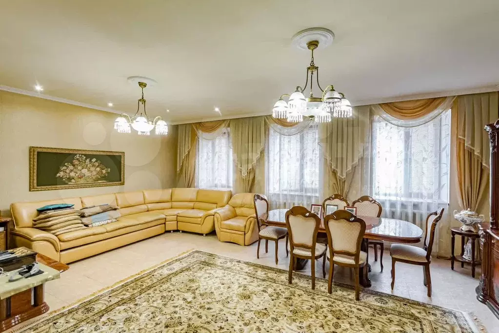 Дом 434,7 м на участке 24,4 сот. - Фото 1