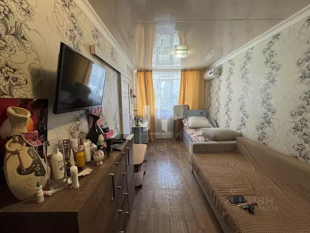 1-к кв. Краснодарский край, Новороссийск ул. Луначарского, 17 (26.3 м) - Фото 0