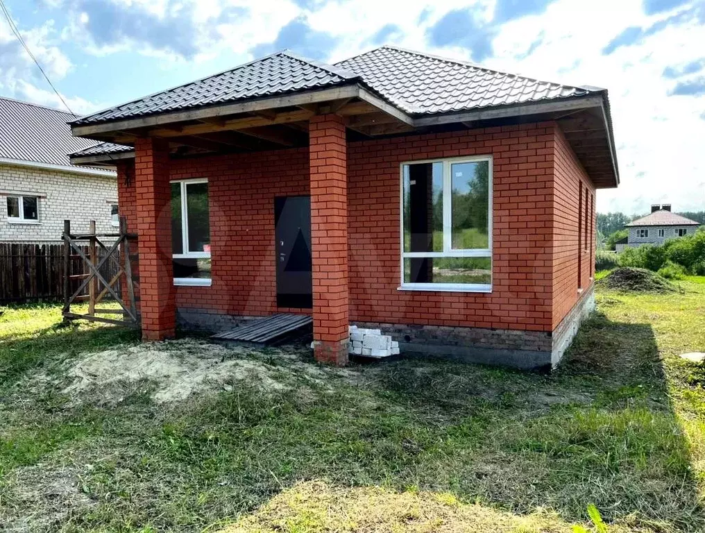 Дом 100 м на участке 9 сот. - Фото 1