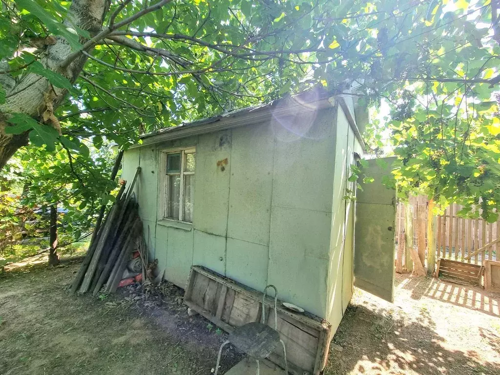 Дом в Волгоградская область, Волжский Заря СНТ, ул. 8-я (20 м) - Фото 0