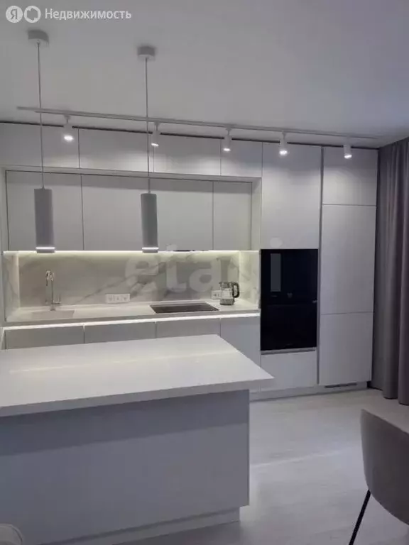 3-комнатная квартира: Пермь, улица Красные Казармы, 69 (81 м) - Фото 1