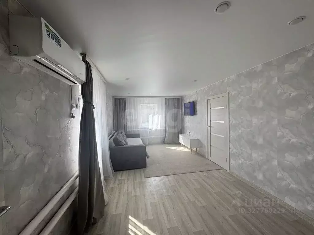 Дом в Калмыкия, Элиста ул. Чернышевского, 75 (62 м) - Фото 1