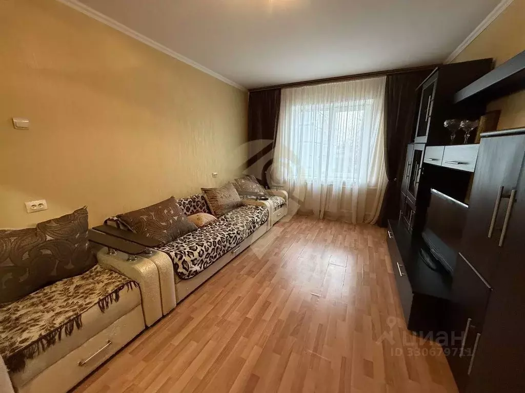 1-к кв. Белгородская область, Старый Оскол Макаренко мкр, 20 (39.1 м) - Фото 2