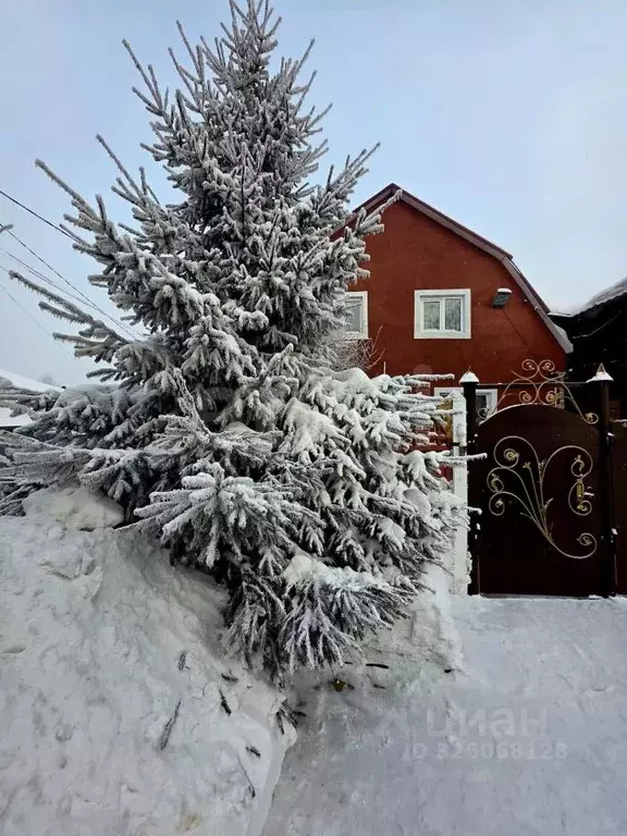 Дом в Кемеровская область, Кемерово ул. Крупской (237 м) - Фото 1