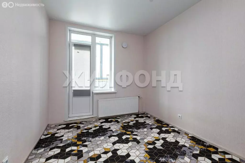 3-комнатная квартира: Новосибирск, улица Петухова, 162 (59.1 м) - Фото 1