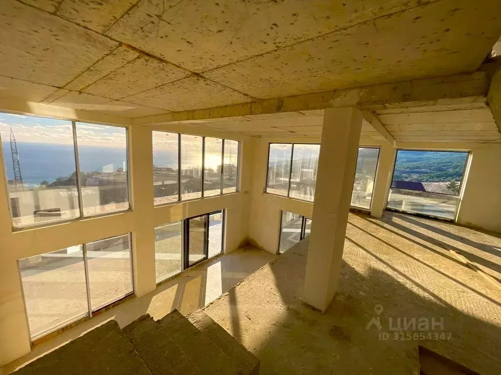 Дом в Крым, Ялта городской округ, Гаспра пгт ул. Горького, 24Д (550 м) - Фото 1