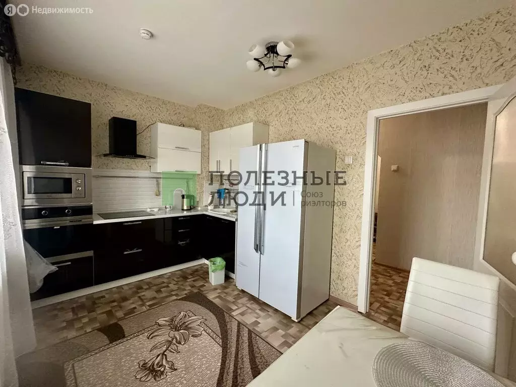3-комнатная квартира: Красноярск, Караульная улица, 48 (69.5 м) - Фото 1
