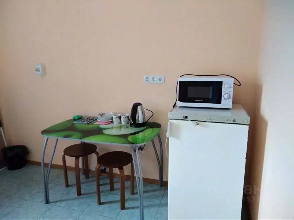 Комната Псковская область, Великие Луки ул. Ставского, 70 (18.0 м) - Фото 1