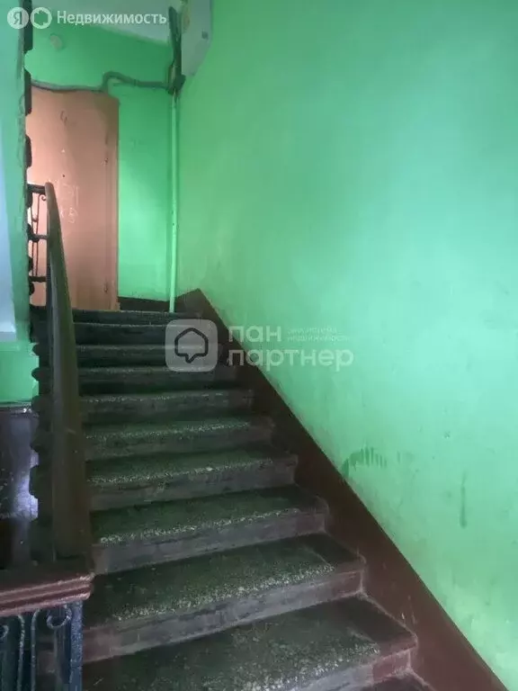 1к в 10-комнатной квартире (21.9 м) - Фото 2