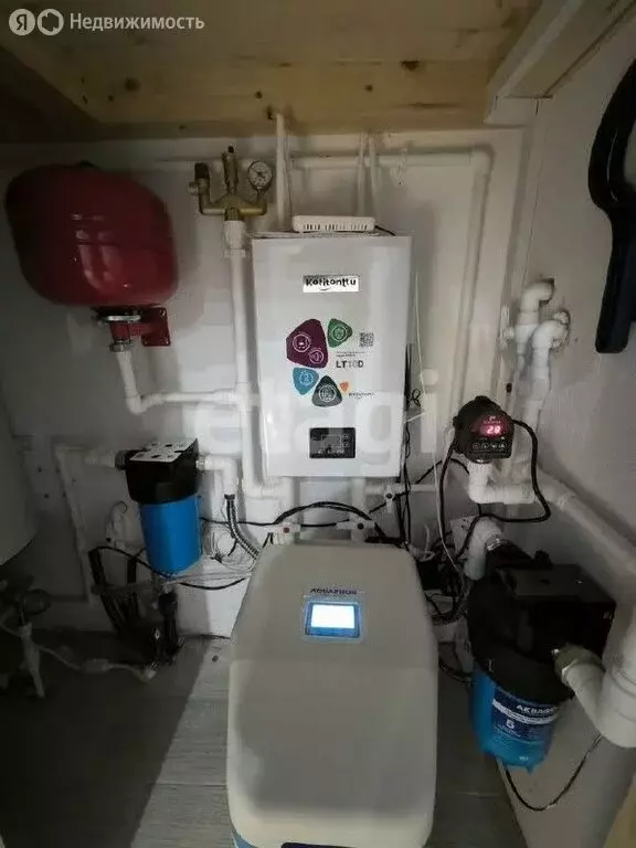 Дом в Ярославский муниципальный округ, деревня Красный Бор (100 м) - Фото 1