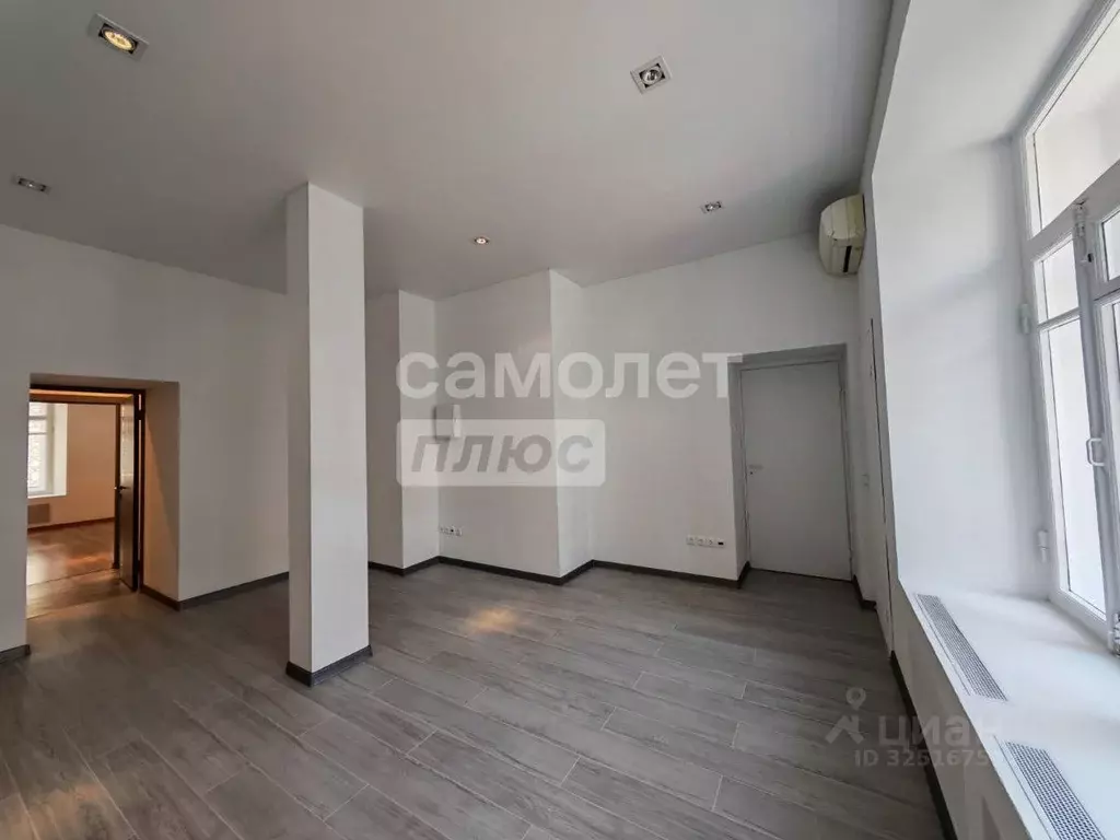 Помещение свободного назначения в Москва Тверская ул., 12С7 (24 м) - Фото 1