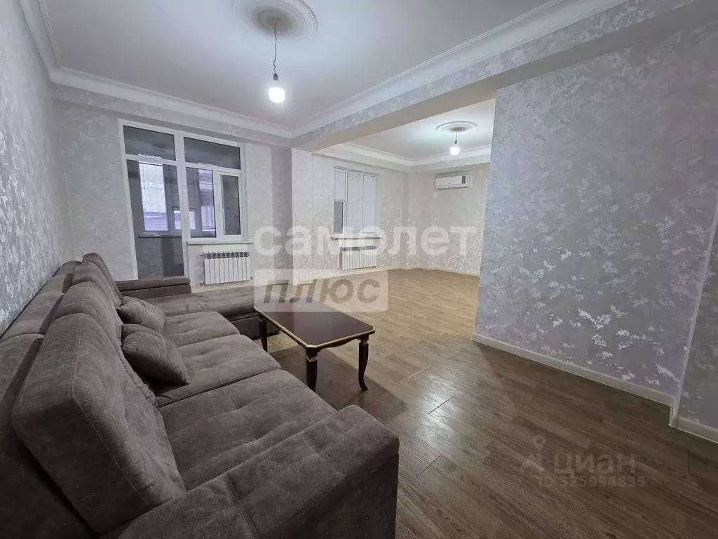 3-к кв. Дагестан, Махачкала ул. Эльзы Ибрагимовой, 27Г (98.0 м) - Фото 1