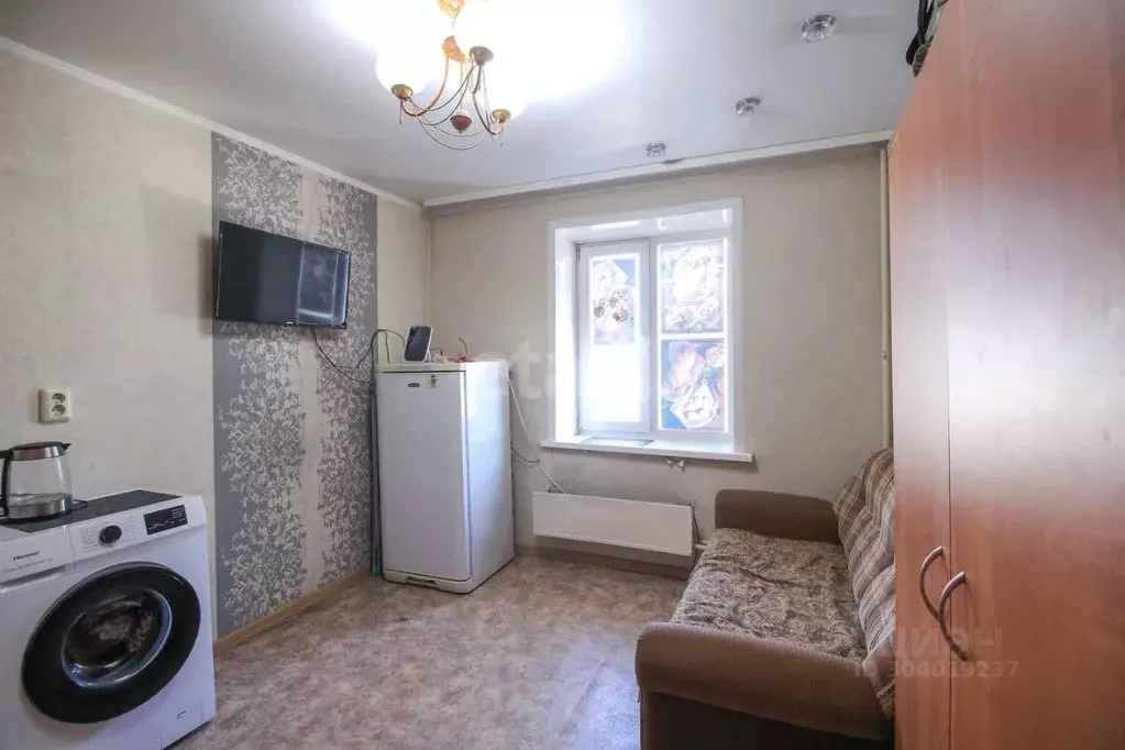Комната Алтайский край, Барнаул ул. Малахова, 171 (11.1 м) - Фото 1