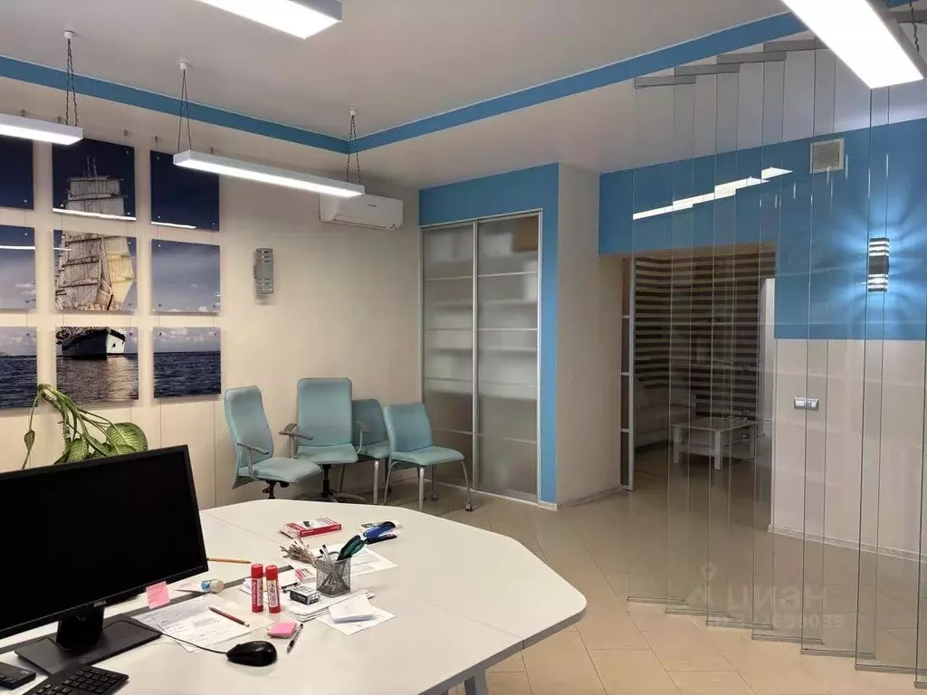 Офис в Крым, Керчь ул. Комарова, 6 (62 м) - Фото 1