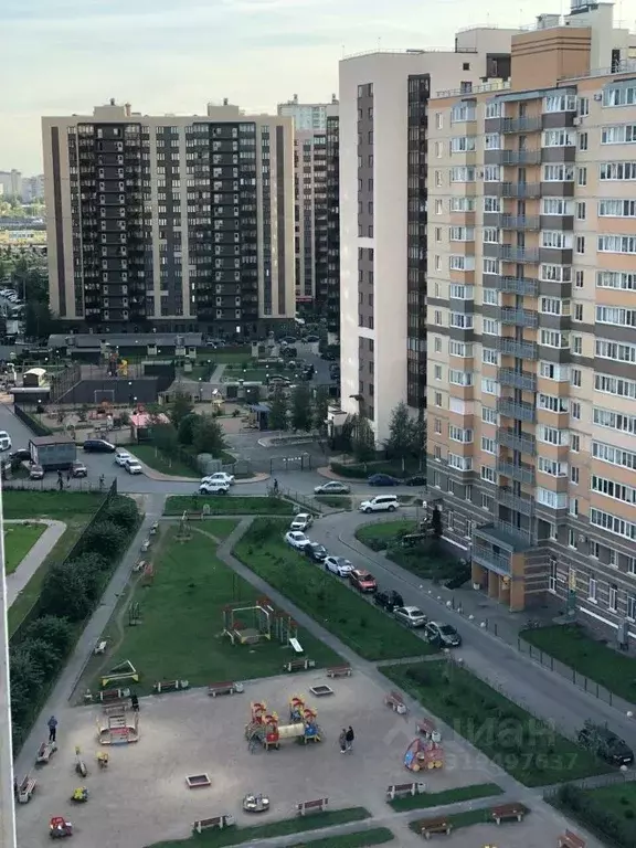 1-к кв. Ленинградская область, Мурино Всеволожский район, бул. ... - Фото 0