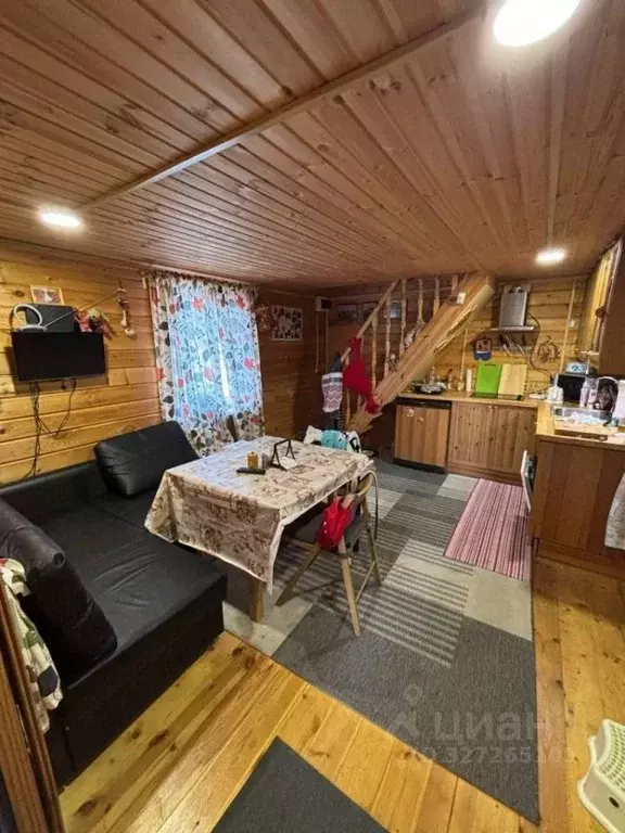 Дом в Новгородская область, Батецкий муниципальный округ, д. Некрасово ... - Фото 2