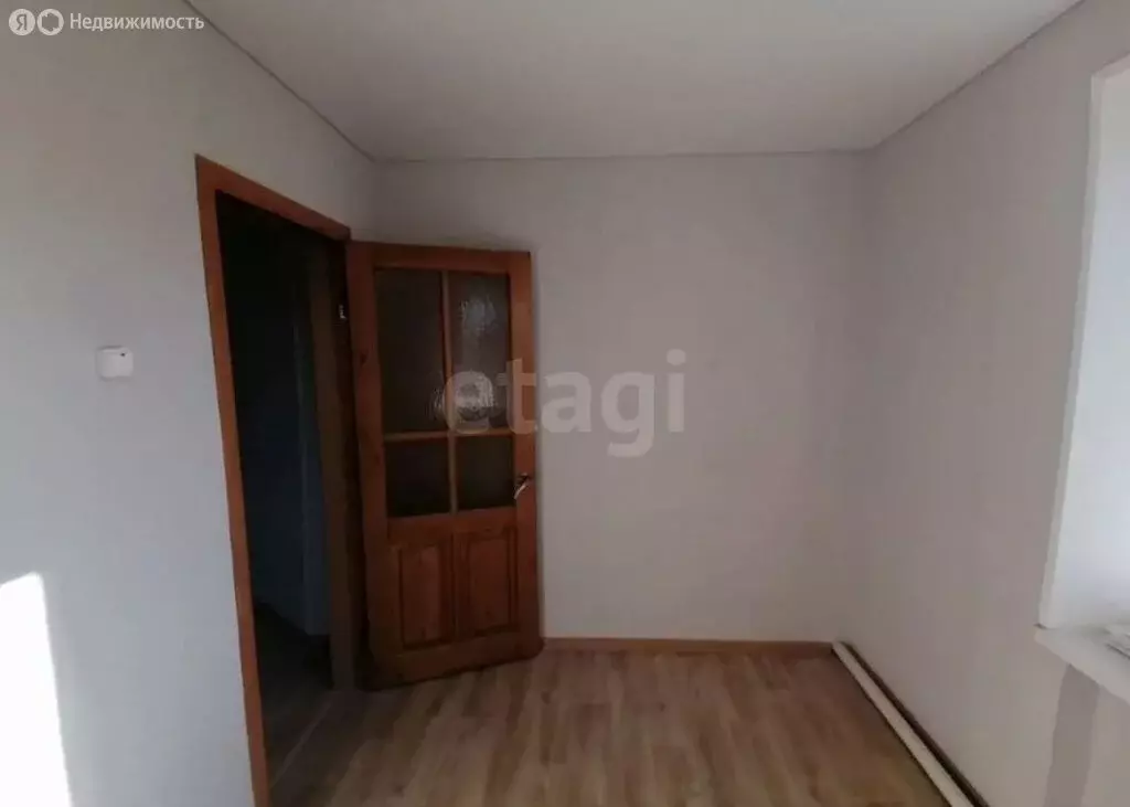 3-комнатная квартира: село Борисовка, улица 8 Марта, 12 (50.3 м) - Фото 1