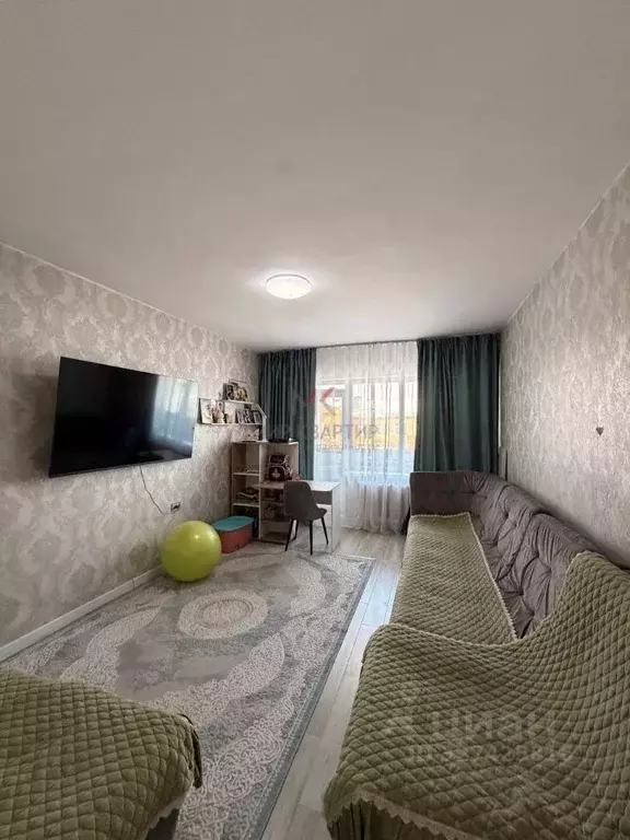 3-к кв. Тыва, Кызыл Спутник мкр, ул. Убсу-Нурская, 24 (64.1 м) - Фото 1