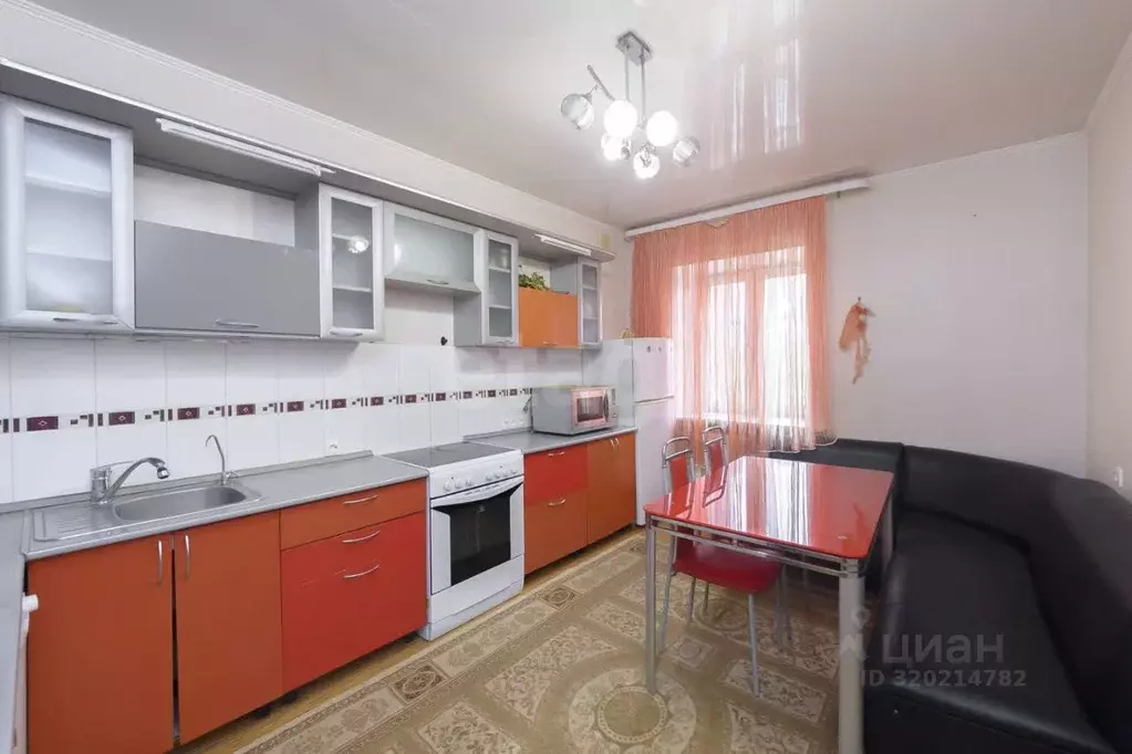 3-к кв. Тюменская область, Тюмень Широтная ул., 128 (74.1 м) - Фото 0
