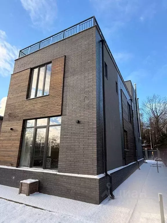 Дом в Московская область, Красногорск городской округ, д. Михалково  ... - Фото 1